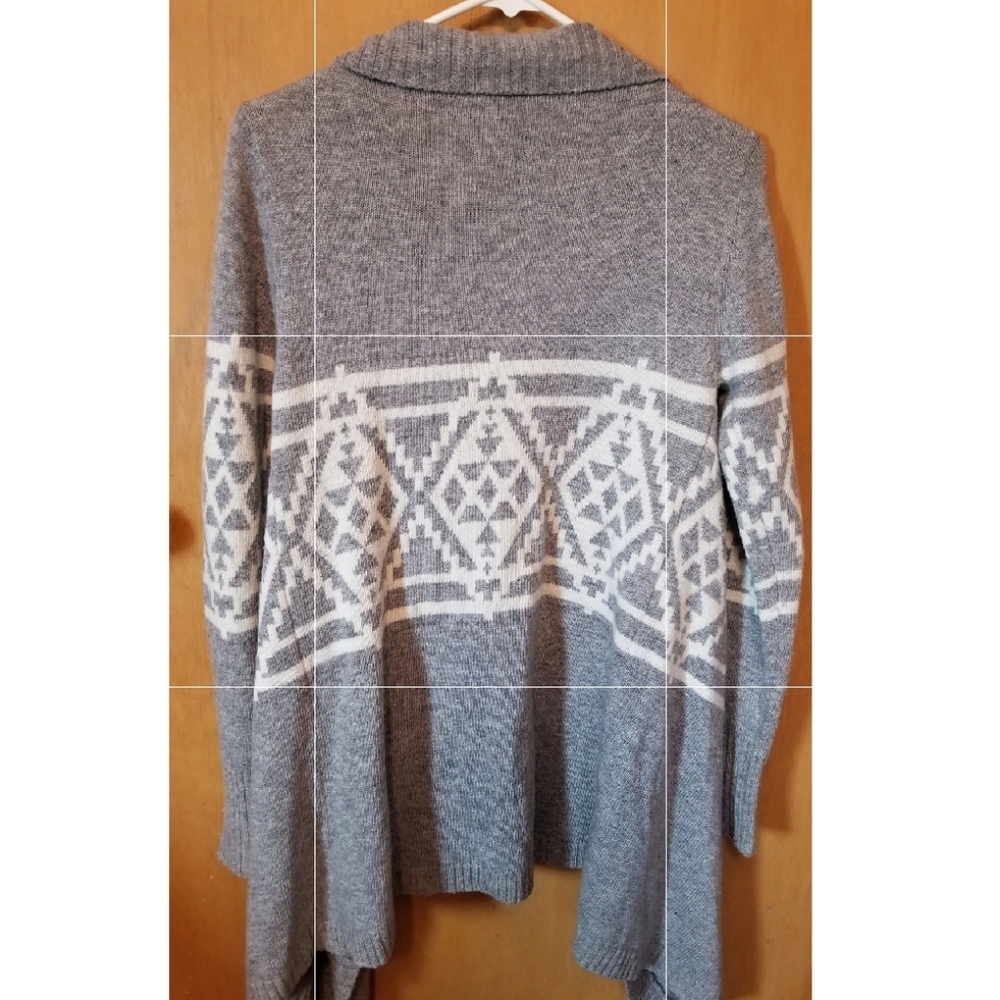 Cardigan - Picture 2 of 2